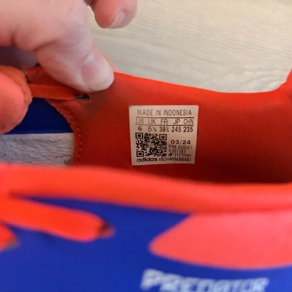 Predator Elite Foldover Tongue Firm Ground Soccer Cleats Y6 - Picture 2 of 8